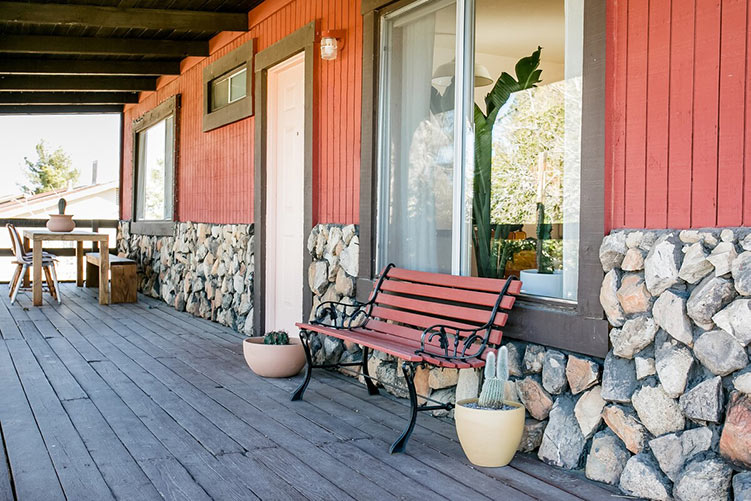 Joshua Tree Mohave Desert Cabin exterior