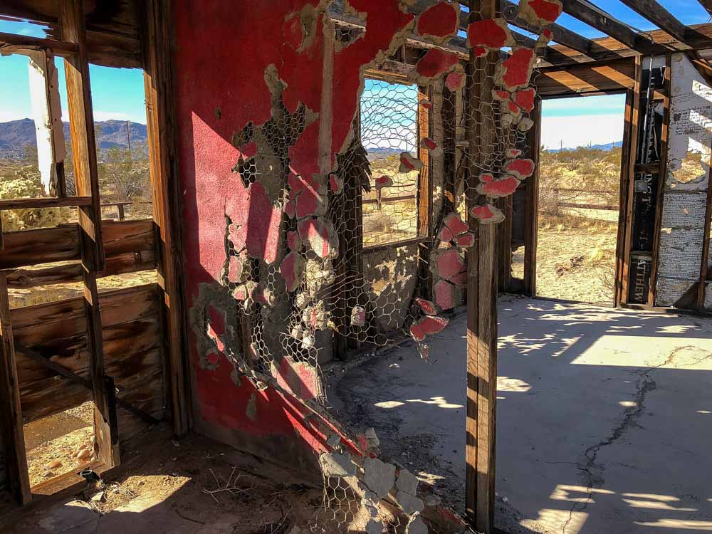 Krblin Jihn Kabin ruined cabin interior