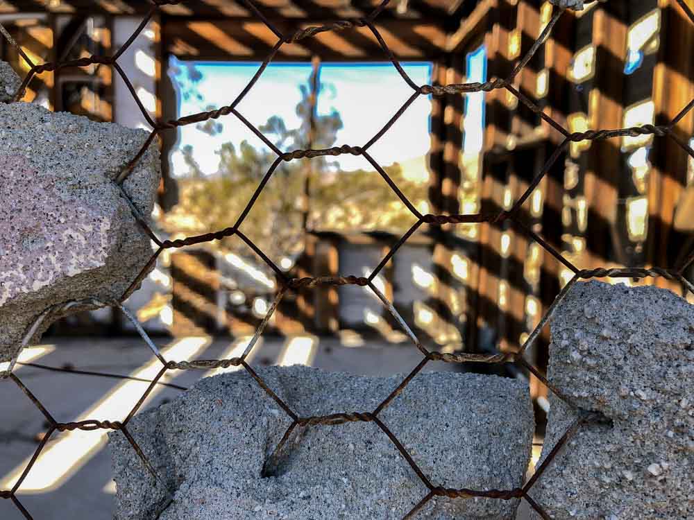 Krblin Jihn Kabin wall in Joshua Tree