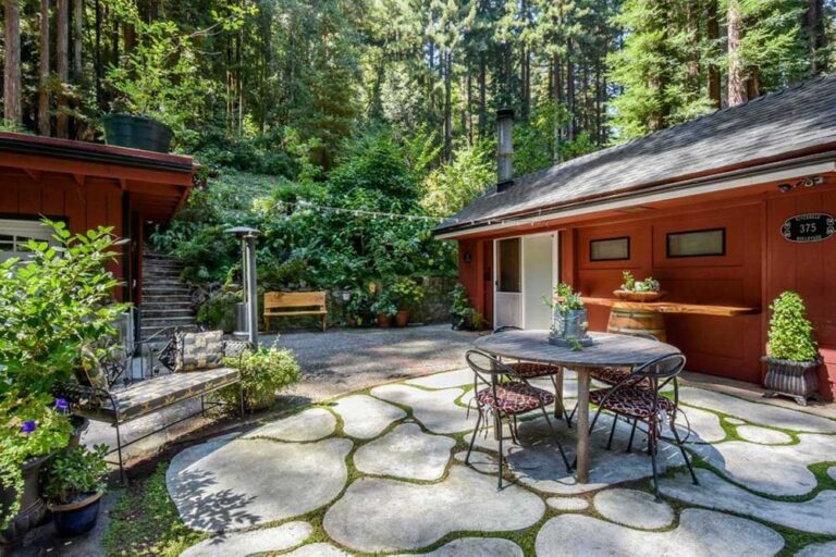 11 Woodsy Santa Cruz Tree Houses to Rent