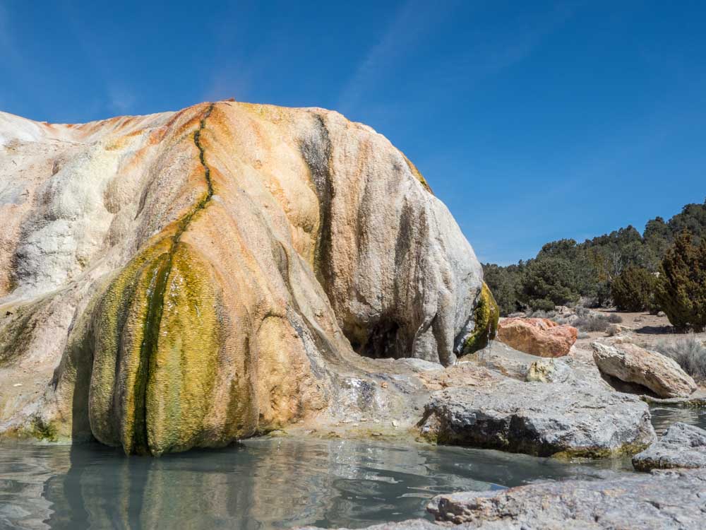 hIghway 395 Travertine Hot springs. 