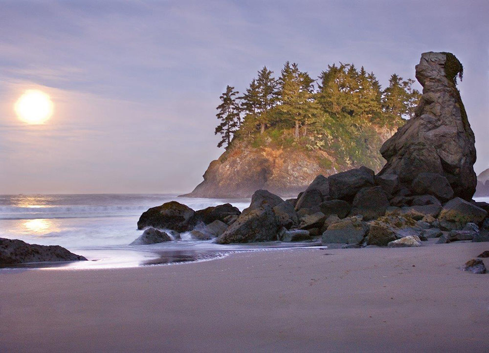 Northern California coastal towns: Trinidad beach at dusk