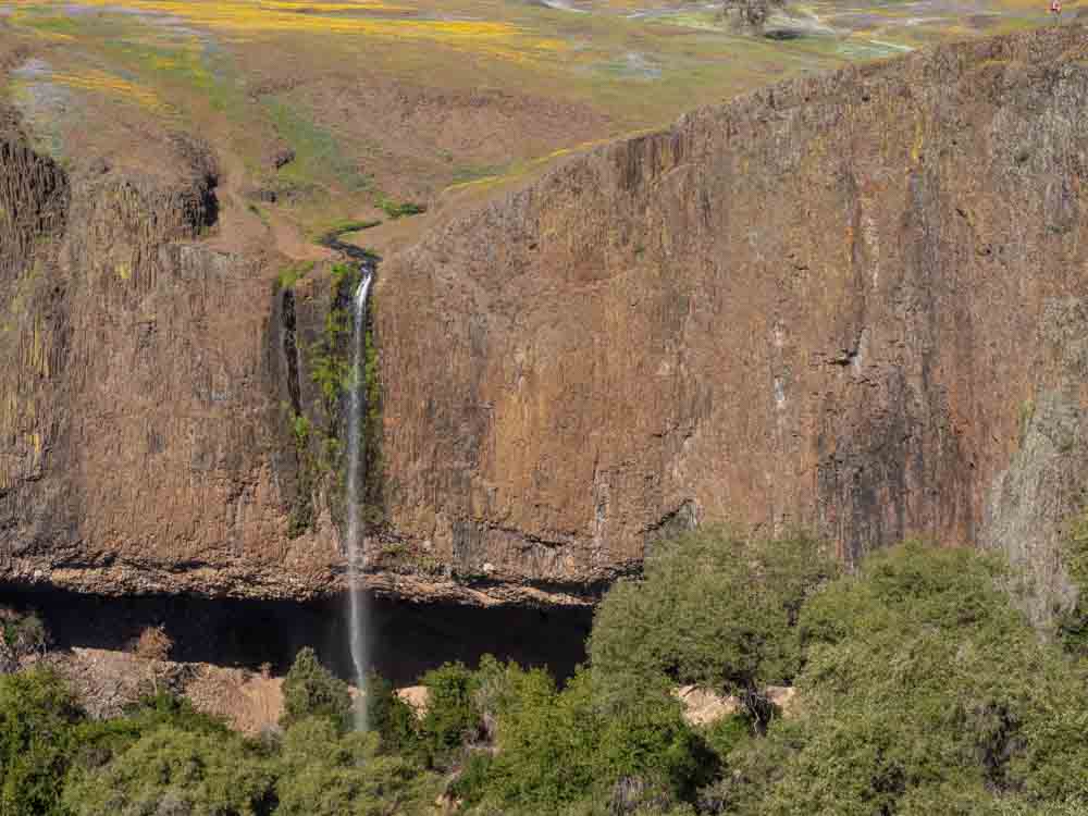 Oroville Table Mountain Phantom Falls landscape and basalt columns