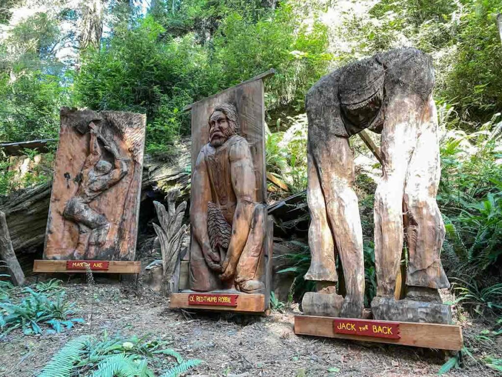 chain saw sculptures at Trees of Mystery