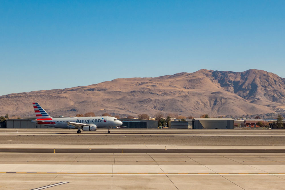 Reno Nevada Airport: closest airport to Lake Tahoe with American Plane