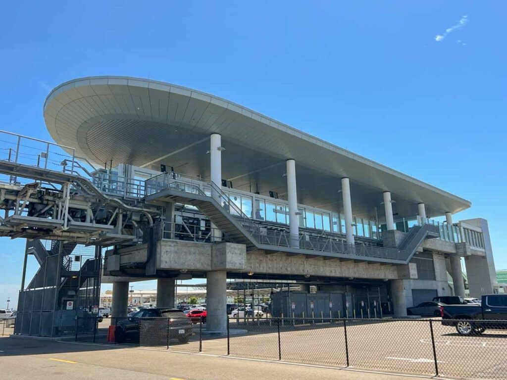 Oakland Airport to San Francisco: OAK Bart station