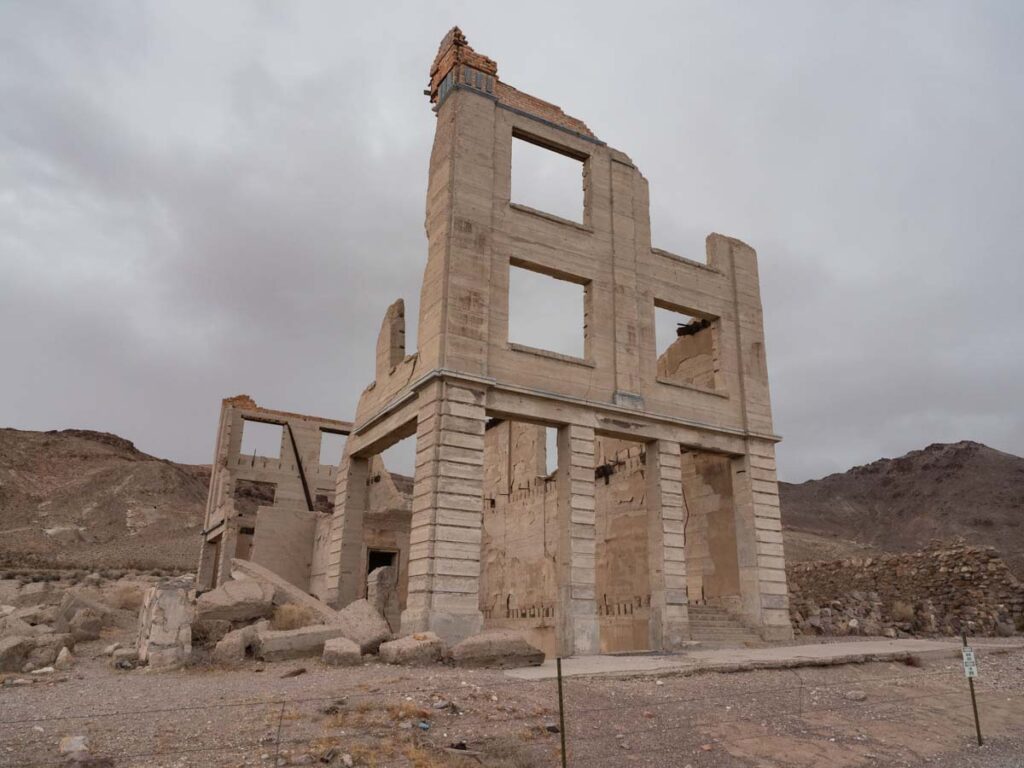 Rhyolite ghost town school ruin